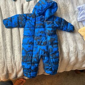 Columbia kids snowsuit. 6-12 Months